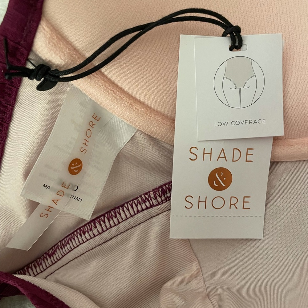 NWT Shade & Shore Cut Out One Piece Swimsuit 34DD - Picture 5 of 6